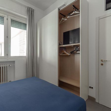 Vittoria-Duomo 15 Minuti Apartment Milan Luaran gambar